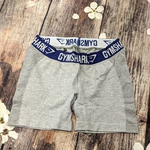 M GRAY GymShark FLEX shorts mid rise